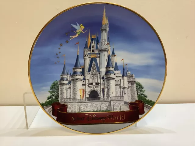 Walt Disney World Plate Decorative Collectable Display Cartoon Castle Tinkerbell