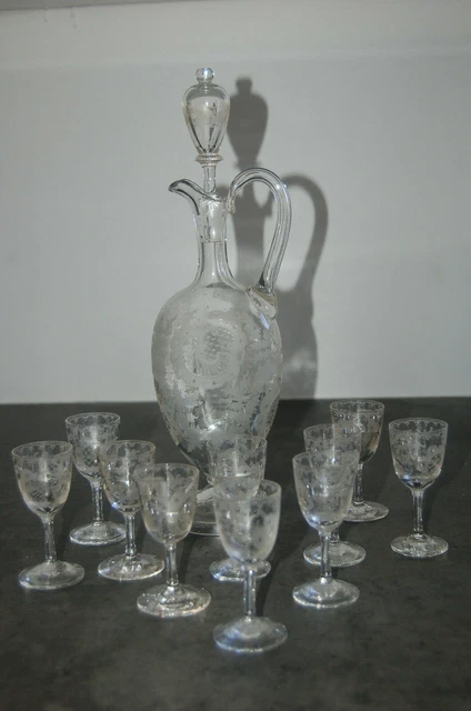 Service à liqueur émaillé verres et carafe assortis avec plateau