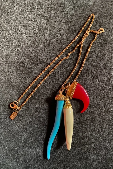 Vintage Kenneth Lane FAUX CORAL 3 Lucky Charm NECKLACE Tusk Tooth Coral Horn