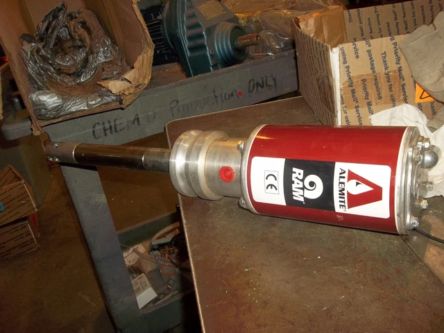 Nib Alemite 9930 Ram Pump 50:1 150 Psi Max Air Pressure (690)