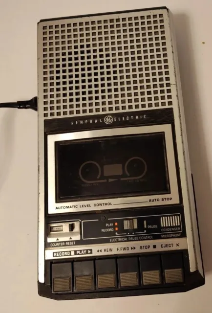 Vintage GE General Electric 3-5152B Portable Cassette Tape Recorder Player