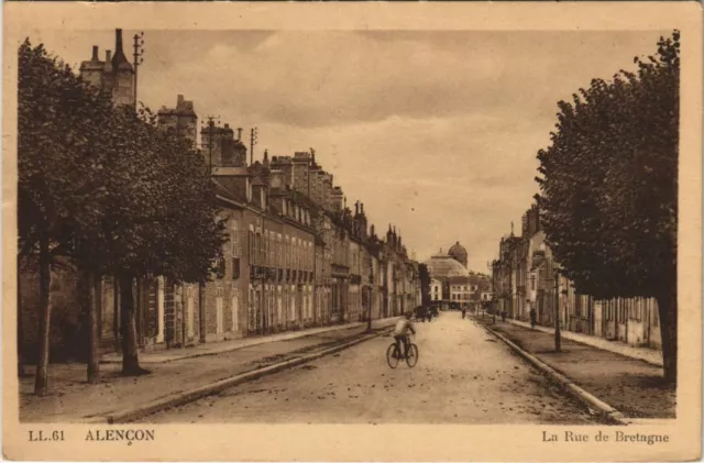 CPA Alencon La Rue de Bretagne FRANCE (1053696)