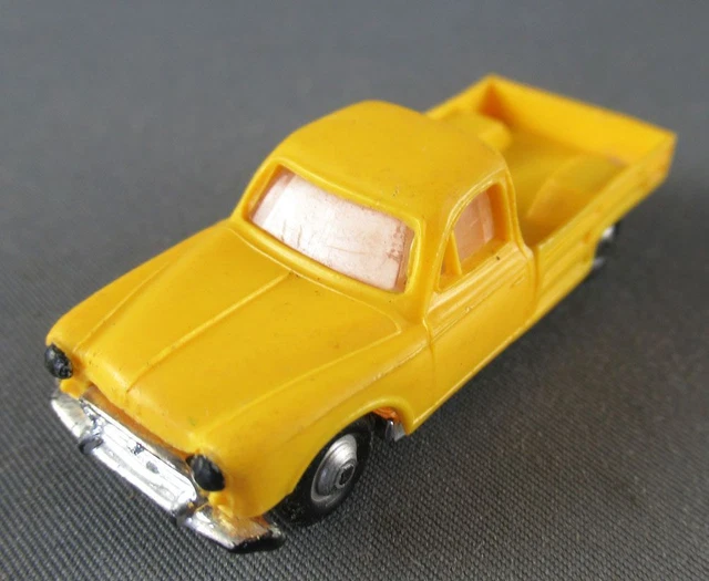 Micro Miniature NOREV – Peugeot 403 Fourgon Avec Bâche – Échelle 1/86 – Collection