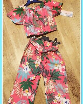 Girls Floral Cropped Top & Pants Set. Aged 3/4yrs. Brand New