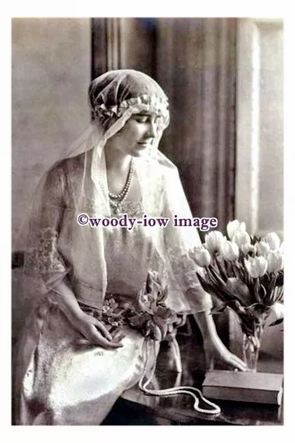 rp10963 - Duchess of York - Elizabeth Bowes-Lyon - print 6x4