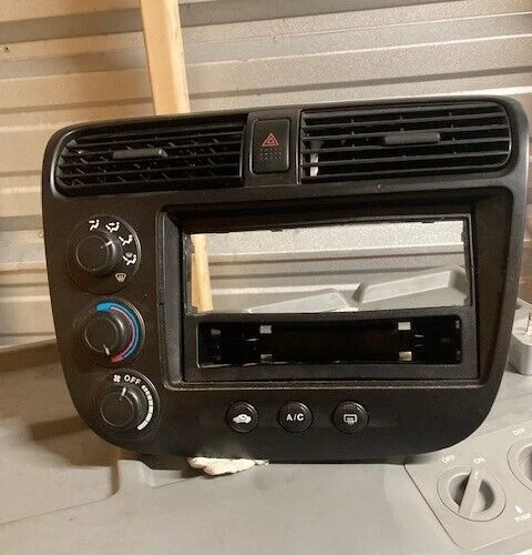 2004 Honda Civic AC Temperature Climate Control Radio Bezel Center OEM