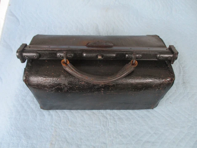 Antike Ledertasche  Arzttasche