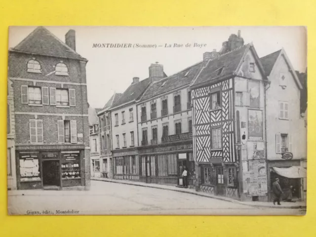 cpa MONTDIDIER (Somme) La Rue de ROYE Bonneterie Bookshop