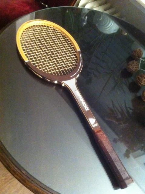 Raquette bois vintage marque Donnay Bjorn BORG