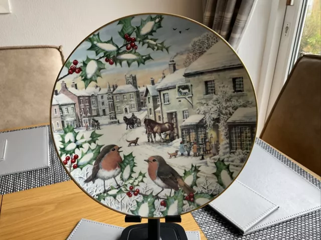 ALL CREATURES GREAT AND SMALL JAMES HERRIOT PLATE Yorkshire Yuletide 21cm