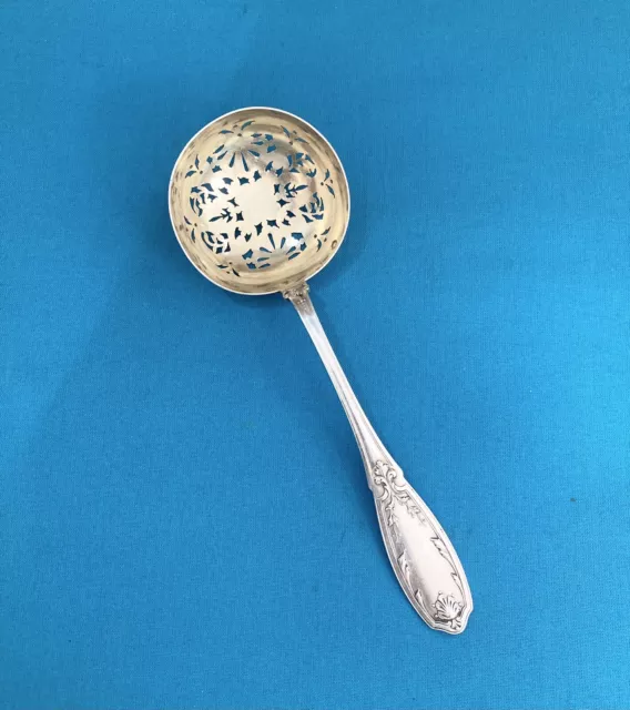 Cuillère à sucre/fruit ARGENT MASSIF & VERMEIL saupoudreuse décor ROCAILLE 17,5