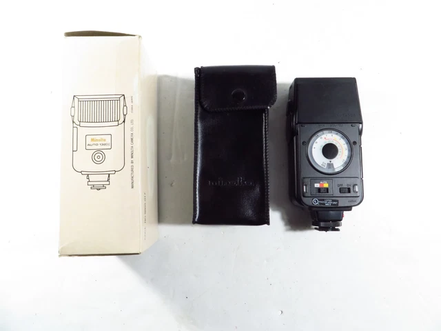Vintage Minolta Auto Flash 132X w/ Case and Box, FREE 2-3 Day Ship!!!