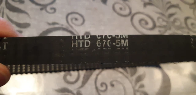 Courroie HTD5m 670