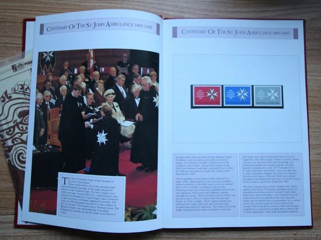 1985 New Zealand Stamp Year Book with Slipcase and all MNH Stamps. 3