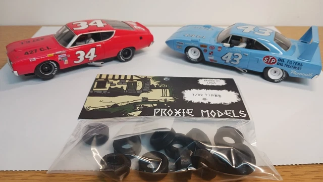 Race Car Rim ST 1095 1/32 Scale Jel Claws Tire For Marx Open Wheel