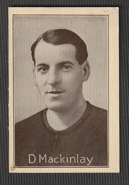 AMALGAMATED press publications FOOTBALL CAPTAINS 1926 LIVERPOOL Donald MacKinlay