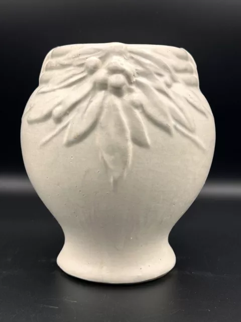 1930's Vintage McCoy Matte White Leaves and Berries Vase 7.5”