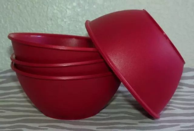Tupperware Legacy Pinch Cereal Bowls Set of 4 Red 13oz New