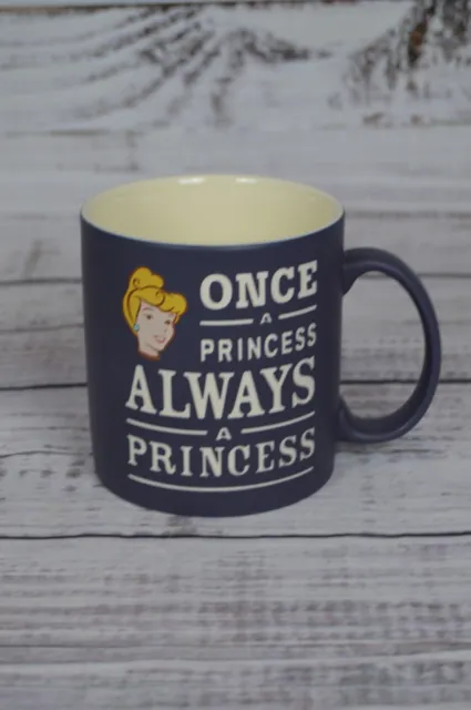 Disney Gold Handle Mug – Lady and the Tramp - Homewares