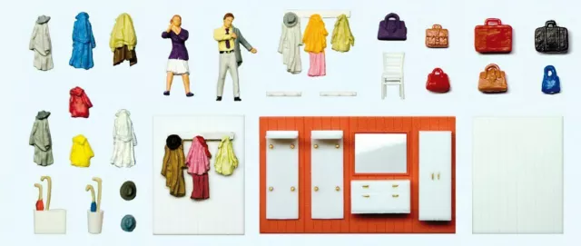 Cloakroom Scene (2) Exclusive HO/OO Figure Set Preiser 10658