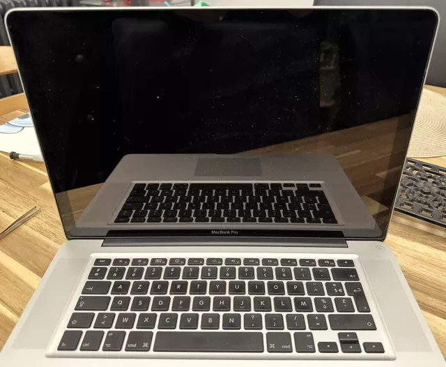 Macbook pro 15 A1286 pour Pièces MC373F/A