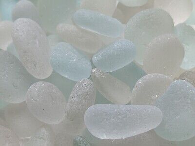 Cristal de mar Seaham / vidrio de playa, blanco y azul muy pálido - unas 80 piezas