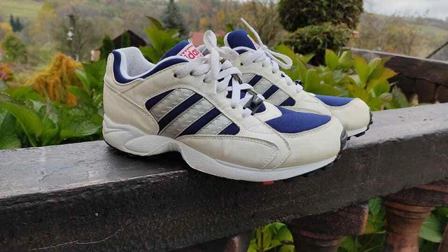 Adidas torsion 1995 top