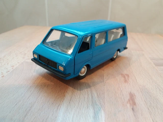 RAF 2203 NOVOEXPORT 1:43 UdSSR russisches Druckgussmodell Minibus 5503 EUR 149,00 - DE
