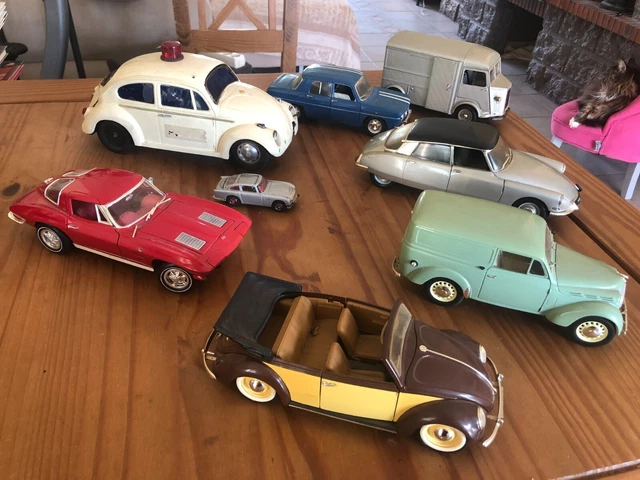 DINKY TOYS UK : Lot de 5 voitures miniatures comprenant 1 Mercedes-Benz