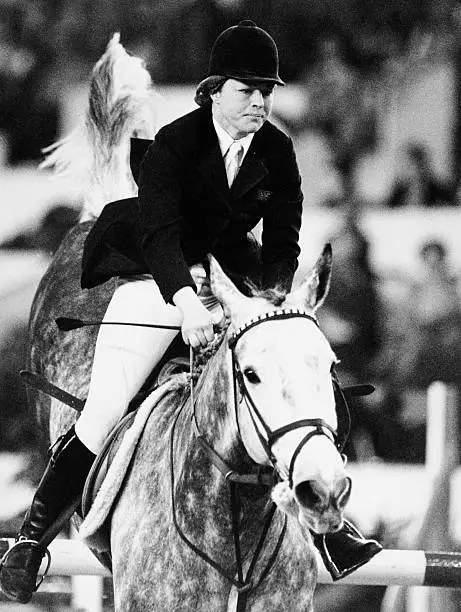 Horse Race British Showjumper Caroline Bradley In Action 1980 Old Photo
