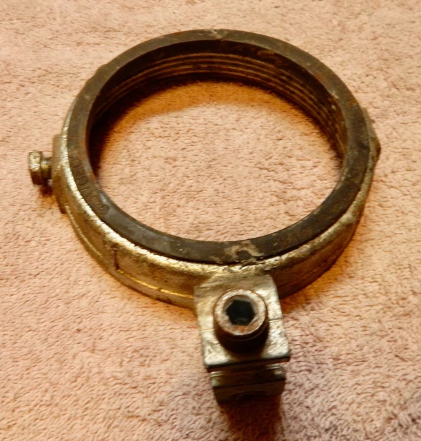 4” INSULATED METALLIC Grounding Bushing Conduit Locknut With Ground NOS