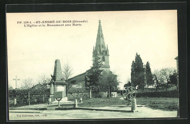 CPA St-André-du-bois, L´Église et le Monument aux Morts
