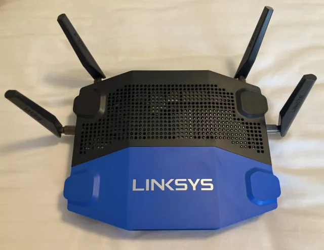 Linksys WRT1900AC 1300 Mbps 4 Port Dual-Band Wi-Fi Router