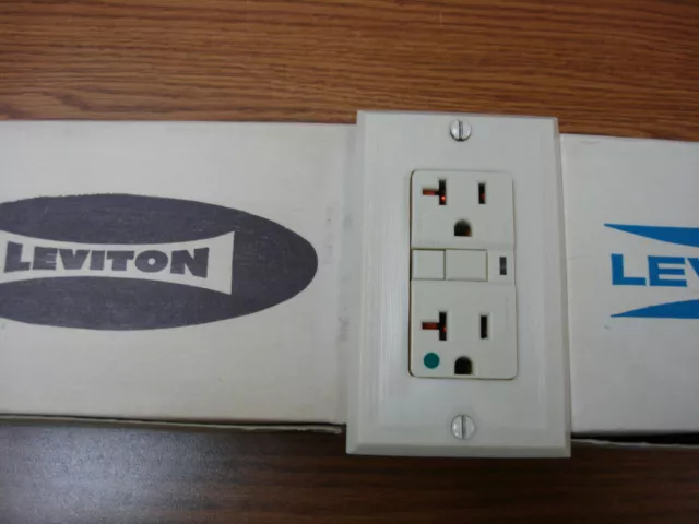 Vintage Uniline Ivory Leviton Decora GFCI Switch Outlet Cover Plate Ribbed