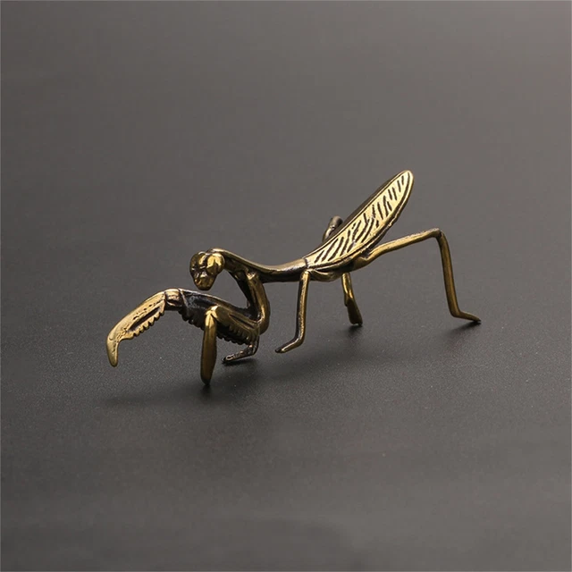Estatua de Mantis símbolo artístico fino antiguo fantástico mantis figura de latón