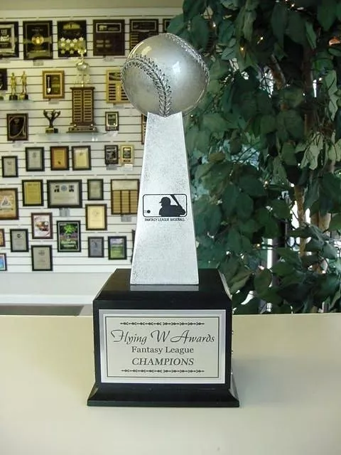 Fantasy Baseball Trophy Lombardi Style Perpetual Award 16 Years ^