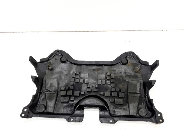 MERCEDES-BENZ C W204 Front Skid Plate Underbody Coating Motor ...