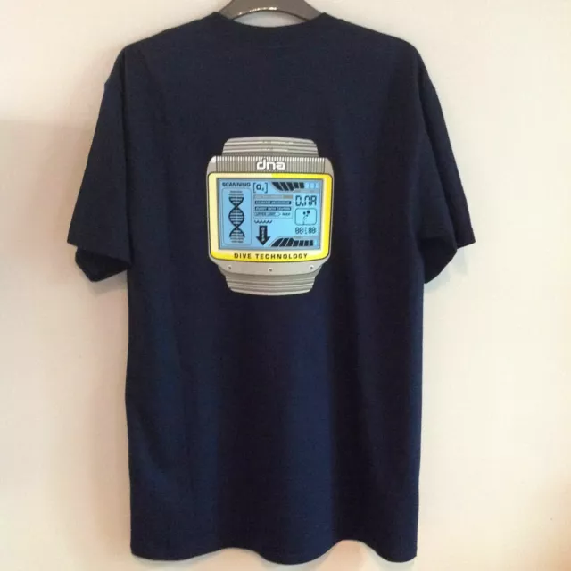 DNA Dive Wear Camiseta Manga Corta Algodón Grande PVP £19.50 NUEVO Reloj de Buceo Azul Marino