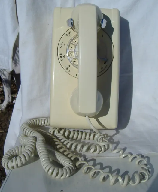 Vintage Bell System Western Electric Wall Phone Rotary Dial Cream White