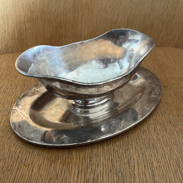 Ménagère ERCUIS modèle MAINTENON COQUILLE métal argenté 35 couverts