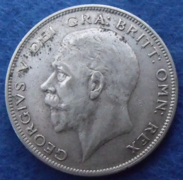 1929 GEORGE V SILVER HALF CROWN  ( 50% Silver )  British 2/6 Coin.   968