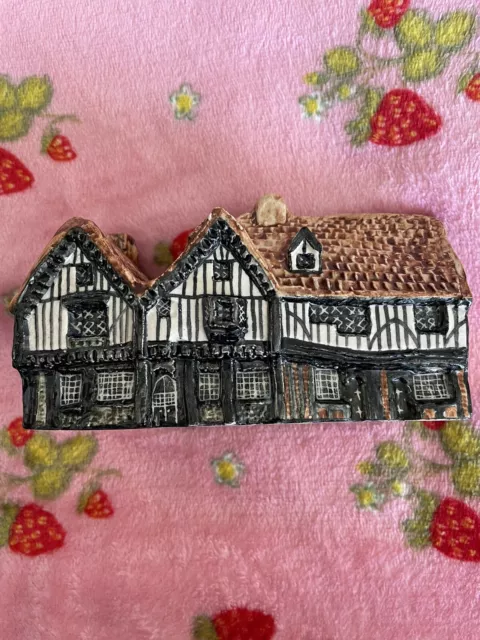 Tey Pottery ( Norfolk) ' Britain in Miniature' ~ Seige House, Colchester