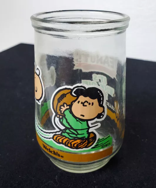 Vintage WELCH'S PEANUTS Charlie Brown & Lucy #4 It's Kick Off Time JELLY JAR