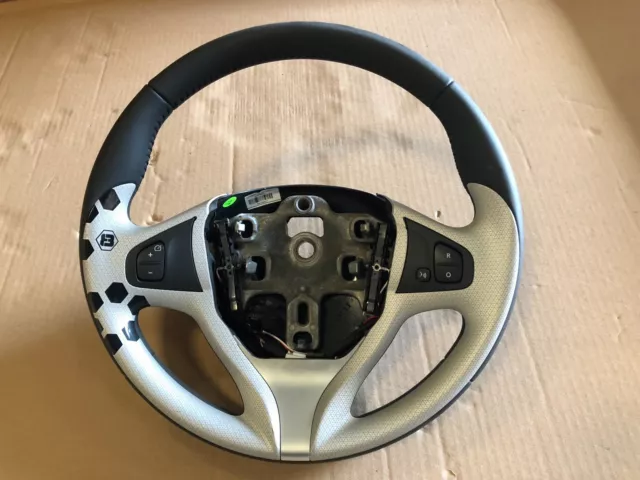 Volant De Direction Renault Captur II (RJB) 2021 - Référence 484002607R TRW Occasion