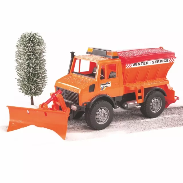 BRUDER 02572 MB-Unimog Winterdienst mit Räumschild 2