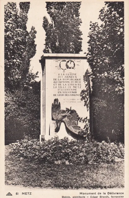 Carte postale ancienne MOSELLE METZ 61 monument de la Délivrance archi. Bolvin