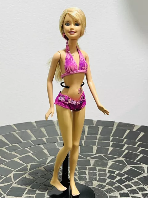 BEACH FUN BARBIE Doll 2006 New in Box J0709 sunscreen & heart