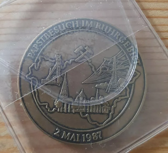 Medaille Papst Johannes Paul II- Besuch im Ruhrgebiet 1987 Durchmesser 3,5 cm 2