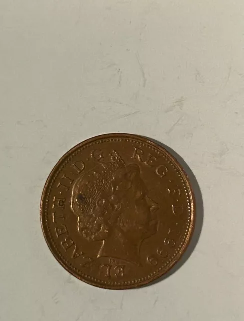 1999 2 Pence Coin With Missing “I” Was Circulated