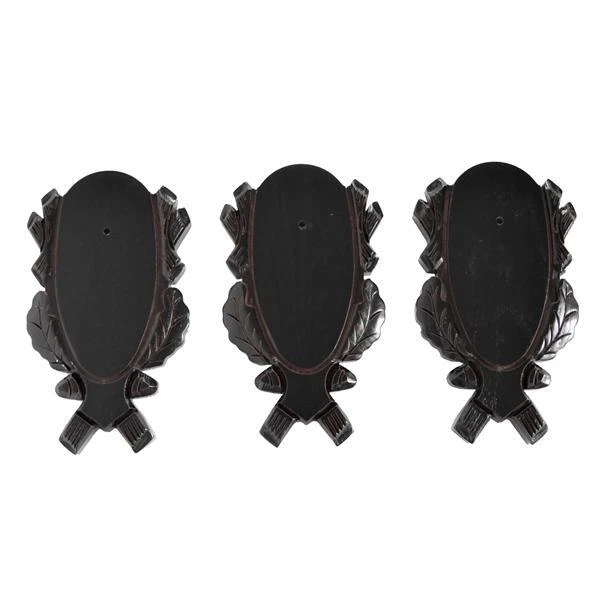 3X Tallado Corzo Escudo de Trofeo Oscuro Signos Juego Tablas Paquete Nuevo
